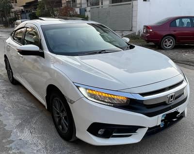Honda civic oriel 1.8 i-vtec CVT full option 2019 December model