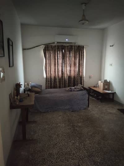 Purely Residential Corner 3 Bed,D,D, Store Room, 4th Top Floor, No Lift, Car Parking, Boundary Wall Project