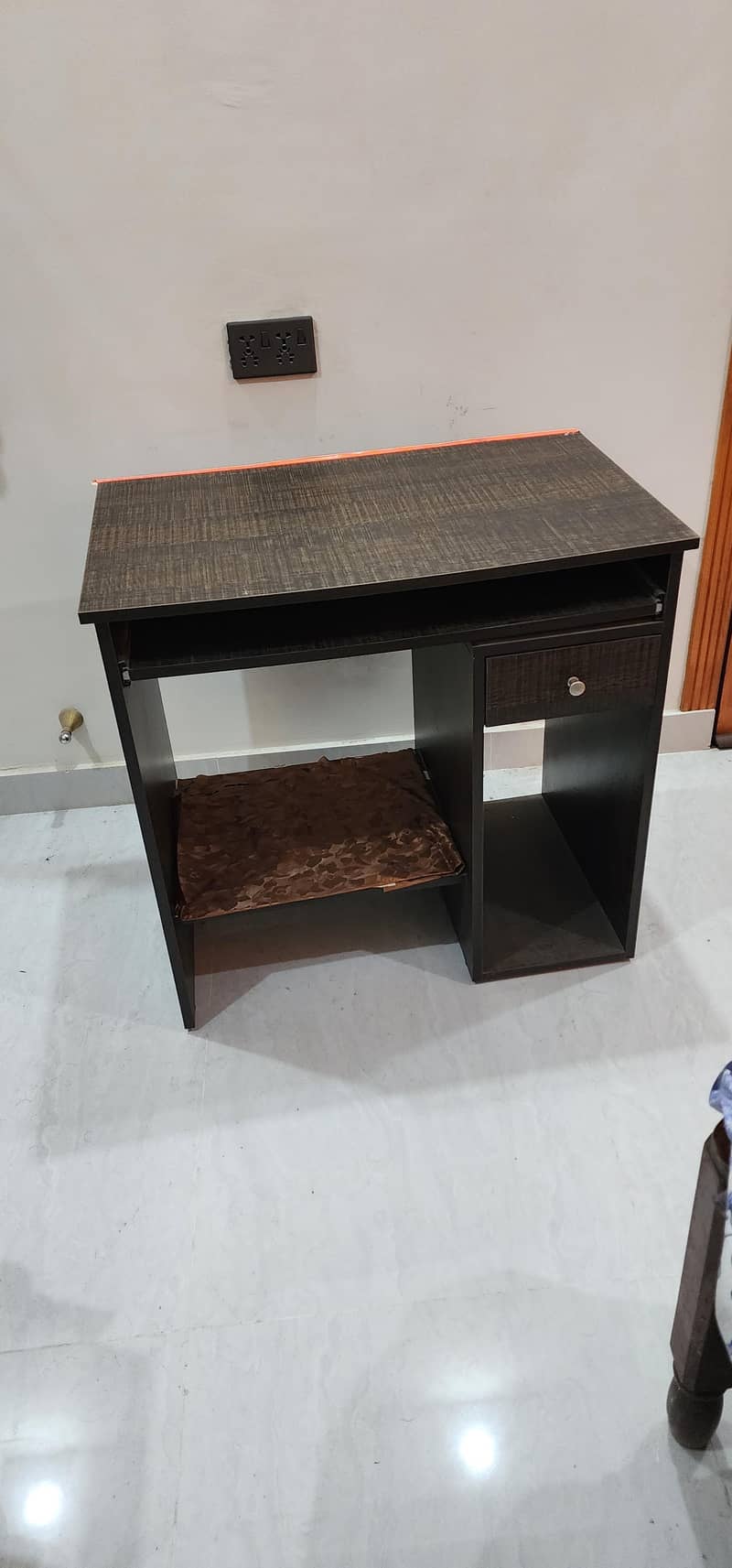 Computer table for home 2