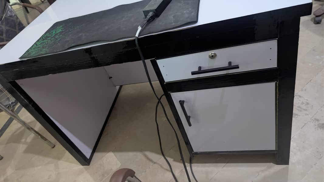 2 Office Table Available Computer table 1