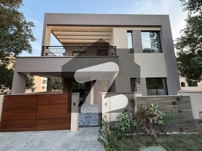 Prime Location House For rent In Beautiful Bahria Town - Precinct 8
