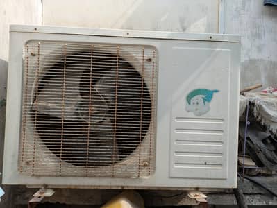 1.5 ton Ac urgent sale