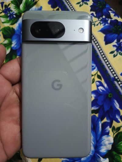 Google pixel 8