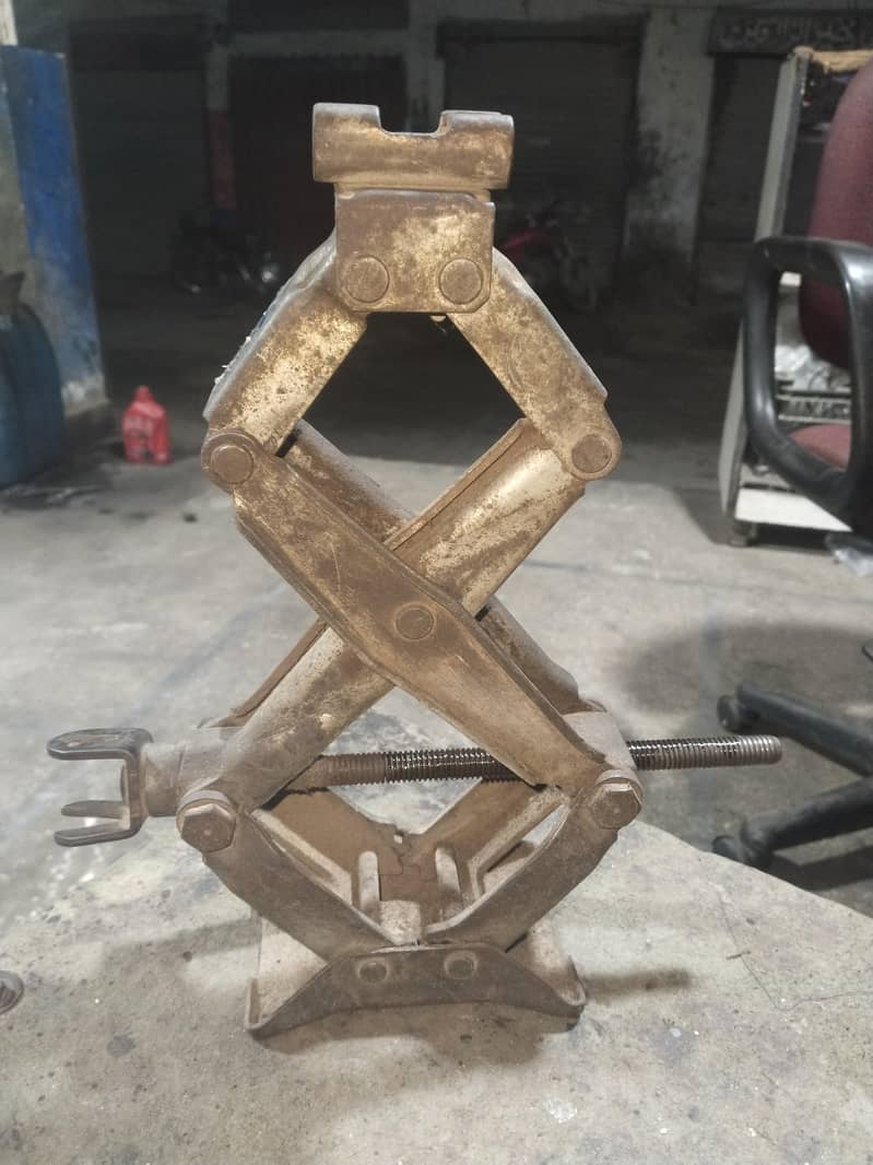 Double scissors Jack 0