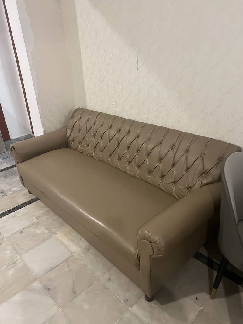 Sofa/ leatherite/ solid 0