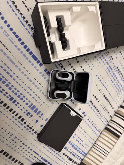 Sony INZONE Wireless Earbuds, Perfect For PlayStation 5 - WF-G700N