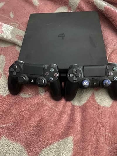 PS4 slim