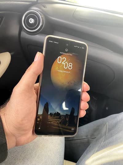 Nubia V60 design 6+10 ram 256gb rom