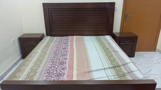 : full bed set. new fridge. 5 seater sofa set. mirror table