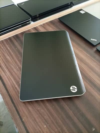 HP Pavilion dv6-AMD A6 4400M 3rd Gen 4GB Ram 320GB HDD