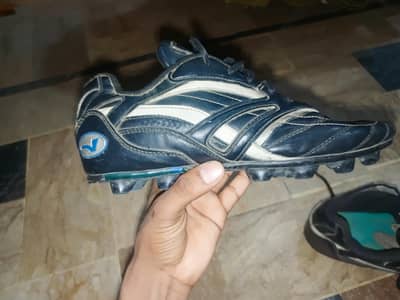 victory football shoes