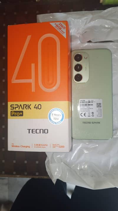 Tecno spark 40 pro plus  10/10 condition warranty box charger
