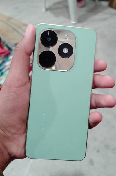 Tecno spark 20c. 128gb