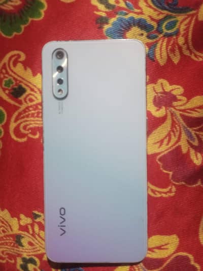 vivo s1