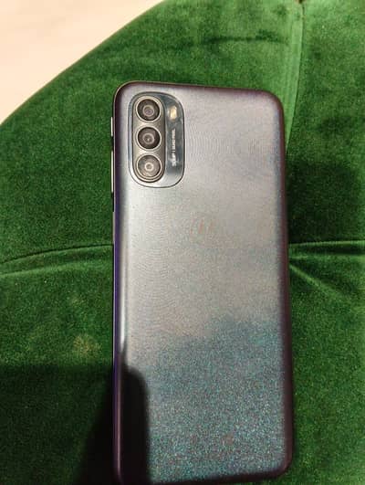 am selling my moto g31