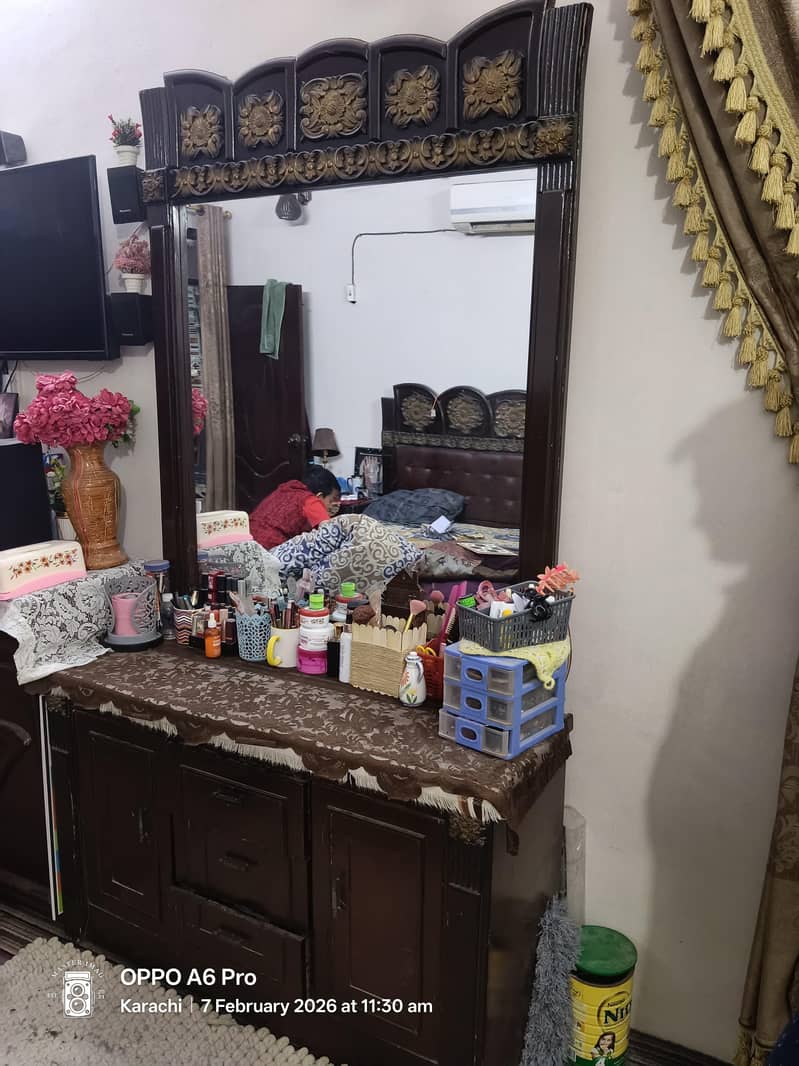 Double bed with Side Table and Dressing Table 1