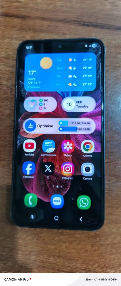 Samsung Mobile S24 fE