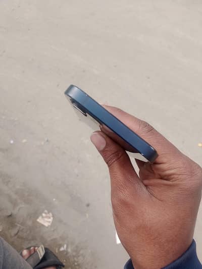 iphone 12 water pack