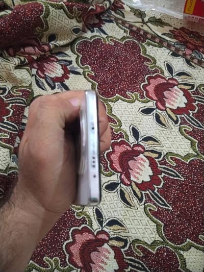 12+6/256 G. B All ok Mobile Urgent sale