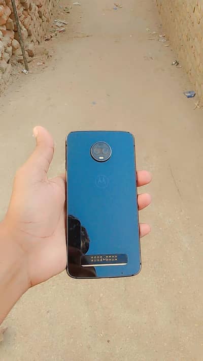 moto z3