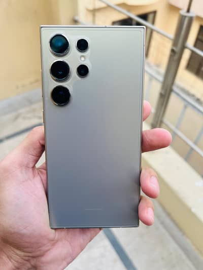 Samsung galaxy s24 ultra full box full Sim time