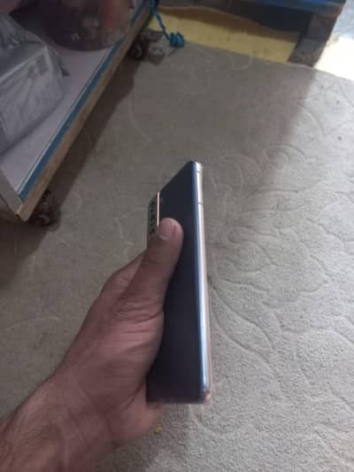 Samsung s20plus  8/128 (03464851399)