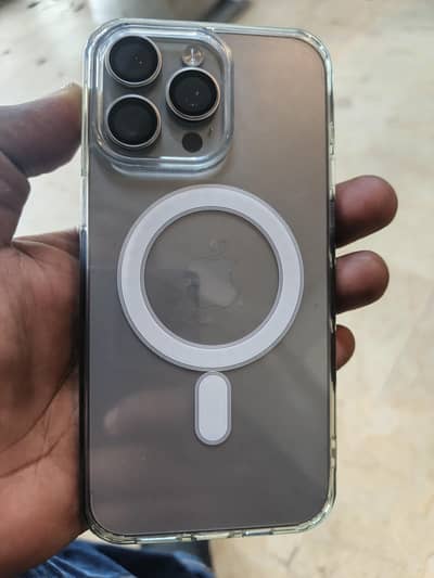 iphone 15 pro max Sim Working