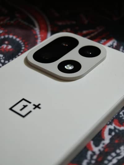 OnePlus 15