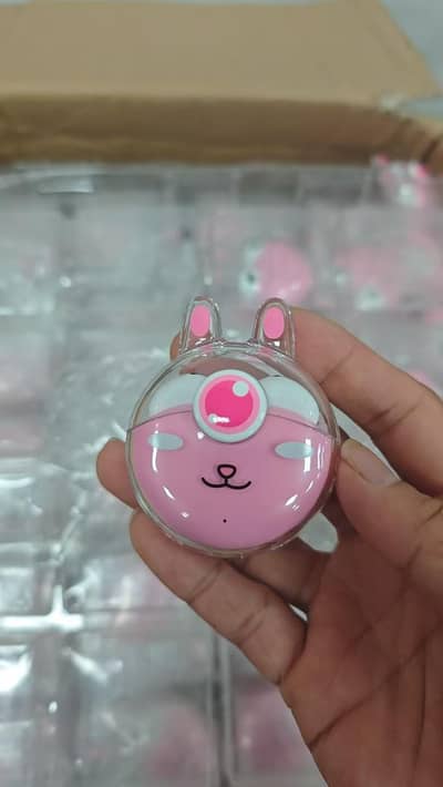 HIGH QUALITY Airbuds