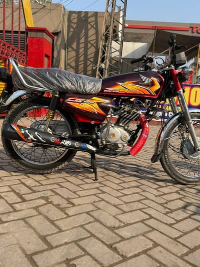 one hand used total genuine