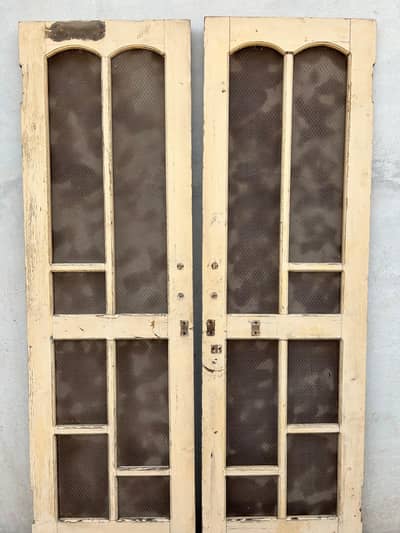 wooden Door per door width 2.5feet and length 6.6feet
