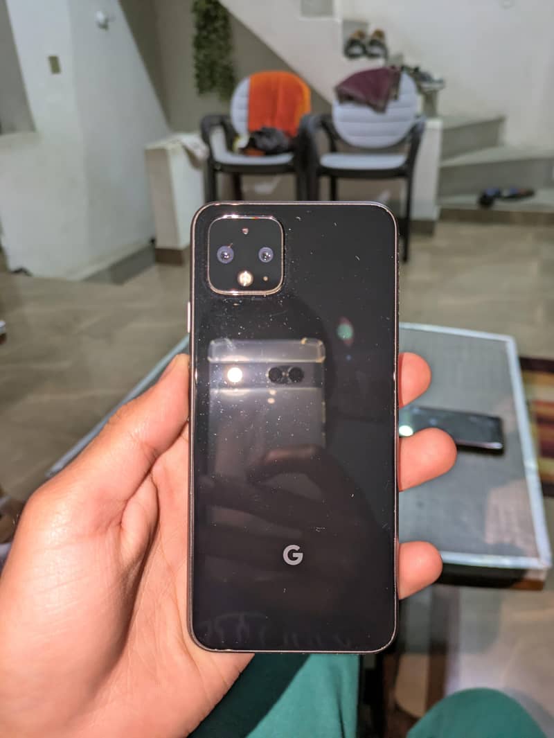 Google Pixel 4 3
