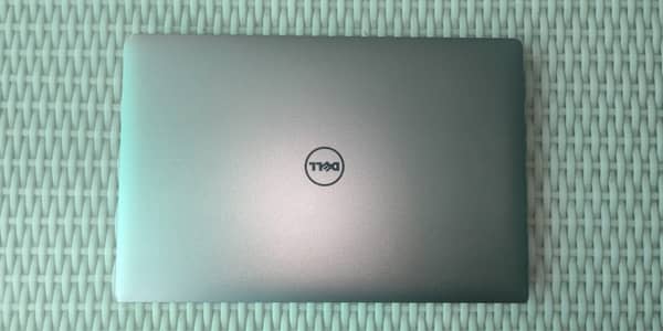 Professional Dell Precision 5520 Workstation | i7-7820HQ | 16GB RAM |