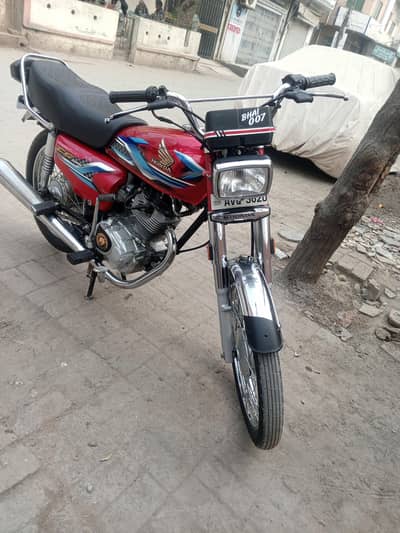 fest hand bicke koi Kam nhi honey wala sab Kuch ok hy