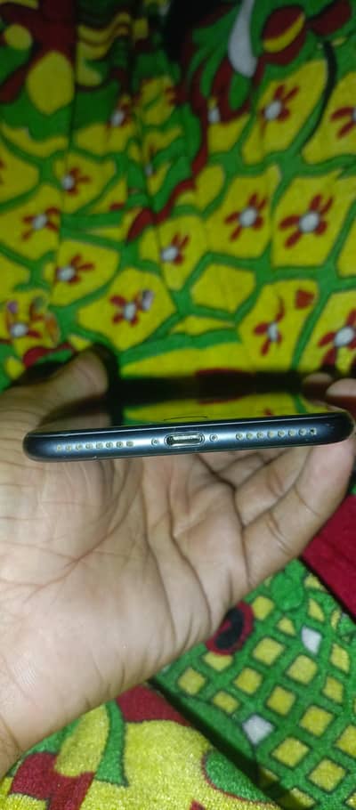 7 plus waterpack 32 gb 100℅ battery health exchange alsoo