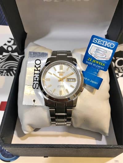 Seiko watch with Box