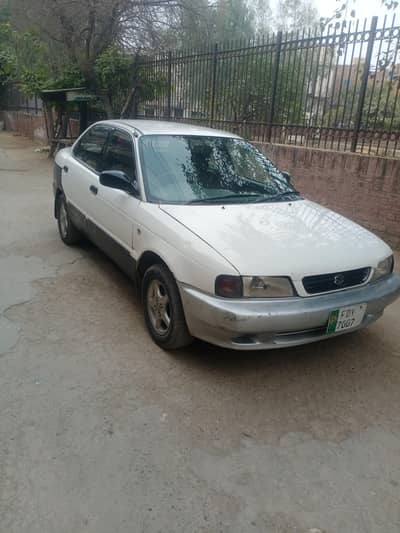 Suzuki baleno 2001