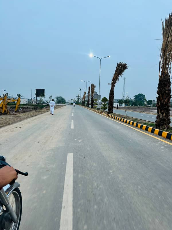 SILVER HOT LOCATION PLOT AVAILABLE 7