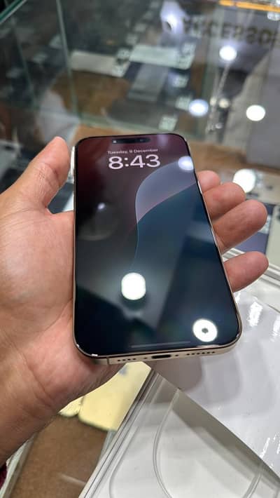 Apple iPhone 16 Pro Max