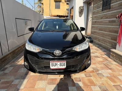 Toyota Yaris Ativ CVT 1.3