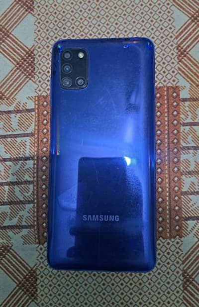 Samsung A31 (4/128)