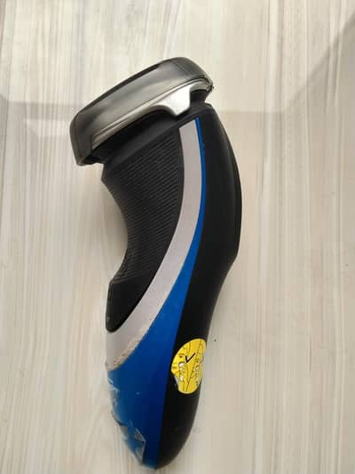 Philips AquaTouch Face Shaver