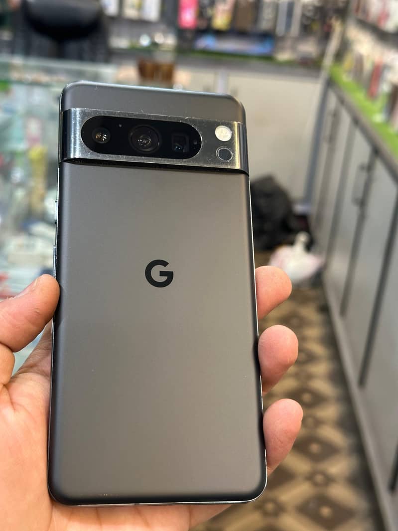 GOOGLE PIXEL 8 PRO 1