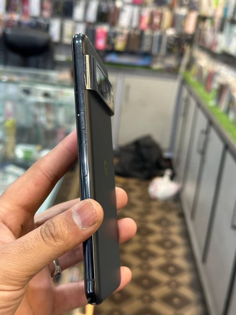 GOOGLE PIXEL 8 PRO 6