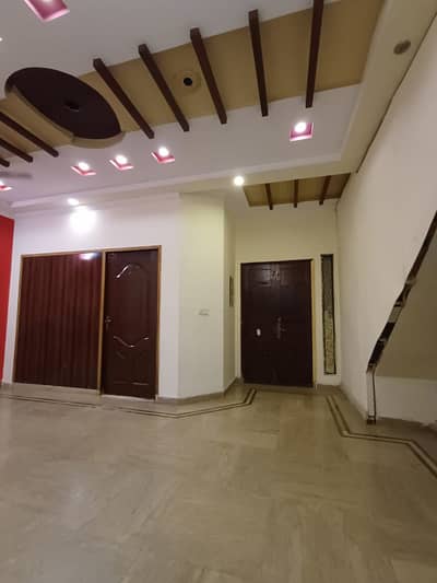 3.5Marla lower portion for rent 1bad attached bathroom TV launch kitchen tile flooring woodwork good location