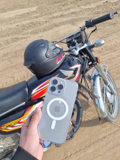 iPhone 16 Pro Max 256gb Factory unlock