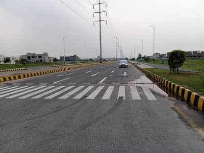 Prime Location 2 Kanal Possession Plot