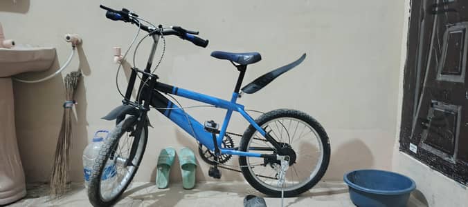 Brand New Condition Blue Bicycle – Smooth Ride & Strong Body