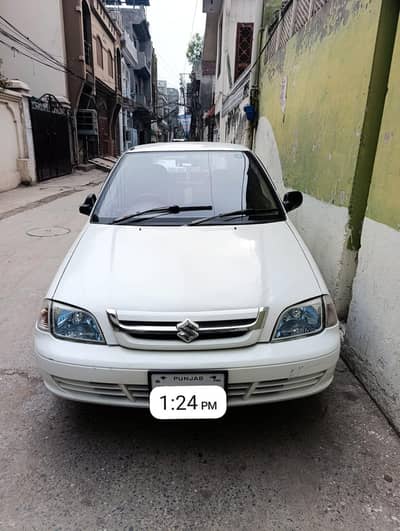 Suzuki cultus 2015/16 model urgent sale