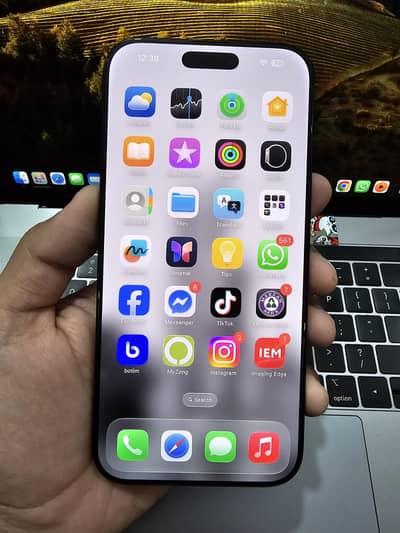 iPhone 16 Pro Max 512GB JV Under Warranty